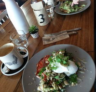 Plenty of Everything - Sunshine Coast Tourism