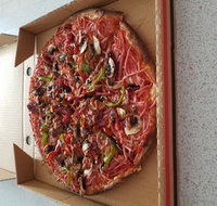 Top Of The Town Pizza - Sunshine Coast Tourism