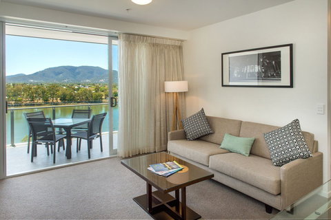 Empire Apartment Hotel - Holiday Sunshine Coast 17