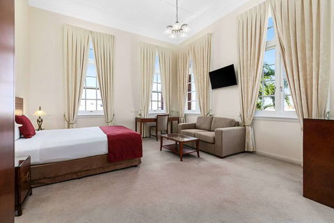 Quality Hotel Regent Rockhampton - Holiday Sunshine Coast 3