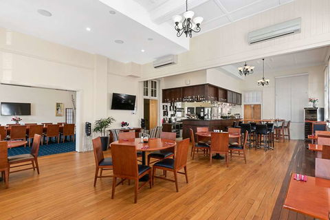 Quality Hotel Regent Rockhampton - Holiday Sunshine Coast 14