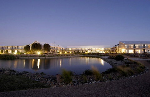 Quest Williamstown North - Sunshine Coast Tourism 1