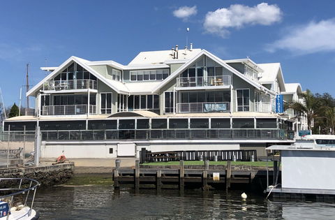 Williamstown Residences - Holiday Sunshine Coast 0