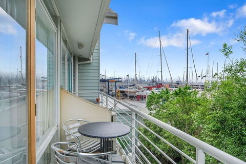 Williamstown Residences - Holiday Sunshine Coast 4