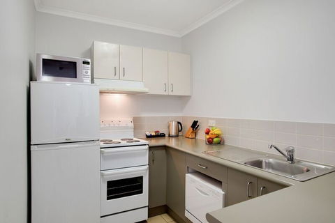 Williamstown Residences - Holiday Sunshine Coast 8