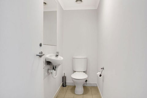 Williamstown Residences - Holiday Sunshine Coast 10