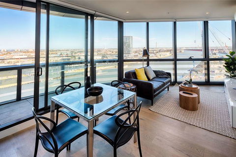 Orange Stay Apartments - Sunshine Coast Tourism 5