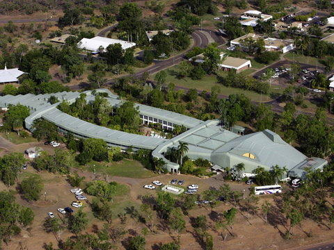 Mercure Kakadu Crocodile Hotel - Holiday Sunshine Coast 0