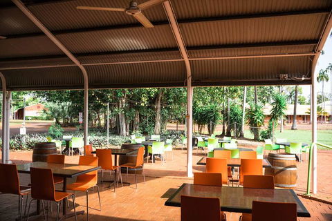 Contour Hotel - Sunshine Coast Tourism 12