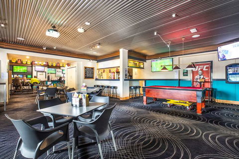 Atherton Hotel - Sunshine Coast Tourism 9