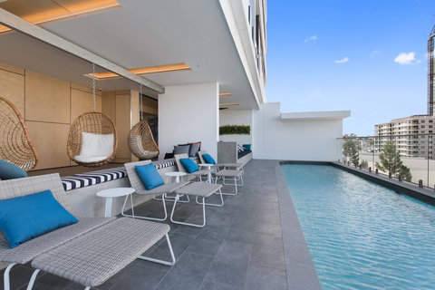 Arise Ivy and Eve - Sunshine Coast Tourism 3