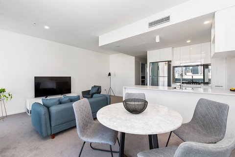 Arise Ivy and Eve - Sunshine Coast Tourism 13