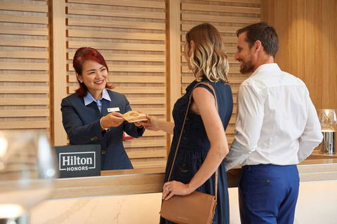 DoubleTree By Hilton Perth Waterfront - Holiday Sunshine Coast 4