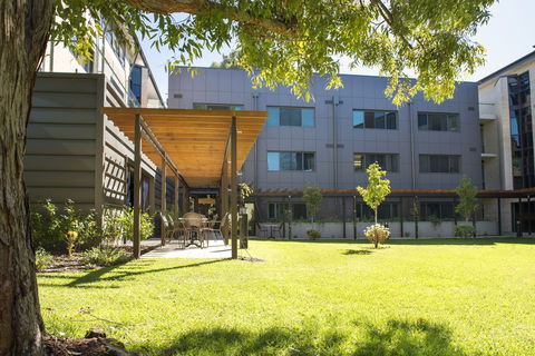 St Catherine's On Park - Sunshine Coast Tourism 2
