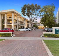 The Peninsula Riverside Apartments - Holiday Sunshine Coast