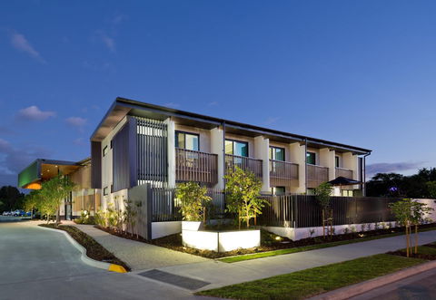 The Glen Hotel & Suites - Sunshine Coast Tourism 0