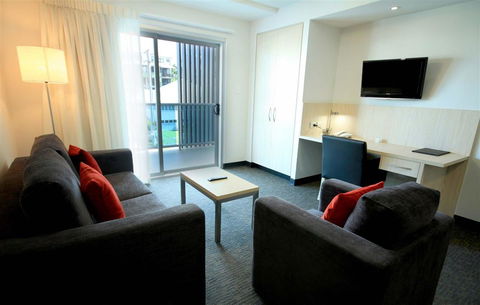 Jephson Hotel - Holiday Sunshine Coast 3