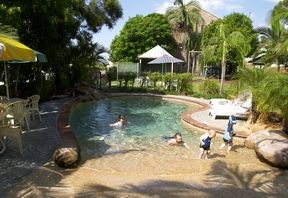 Toowong Villas - Sunshine Coast Tourism 1