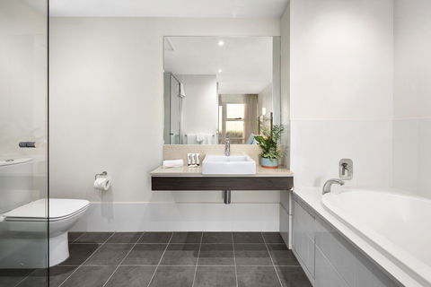 Quest Caroline Springs - Holiday Sunshine Coast 7