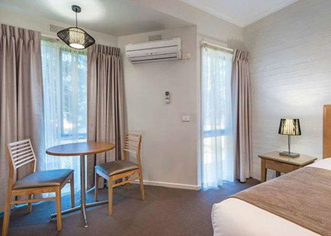 Comfort Inn Coach & Bushmans - Holiday Sunshine Coast 7