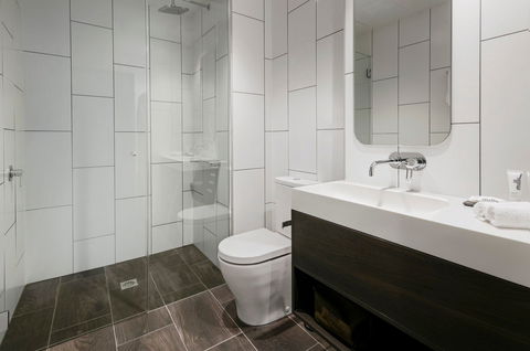 Quest Canberra City Walk - Sunshine Coast Tourism 4