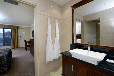 Powerhouse Hotel Armidale By Rydges - Sunshine Coast Tourism 3