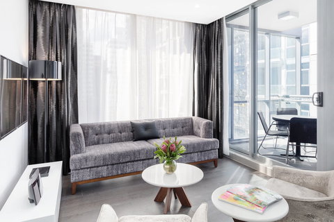 Meriton Suites Chatswood - Holiday Sunshine Coast 13