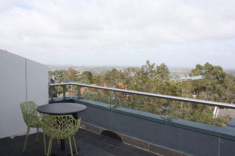 Hotel Urban St Leonards - Sunshine Coast Tourism 2