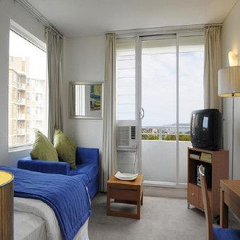 Park Regis Concierge Apartments - Sunshine Coast Tourism 4