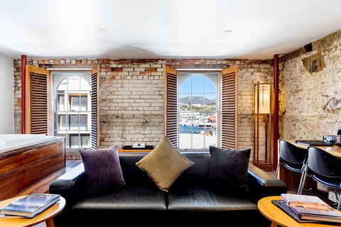 The Henry Jones Art Hotel - Holiday Sunshine Coast 10
