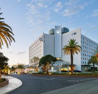 Crown Promenade Perth - Holiday Sunshine Coast
