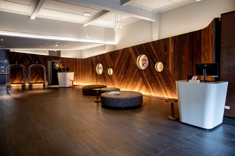 Crowne Plaza Hobart - Holiday Sunshine Coast 5