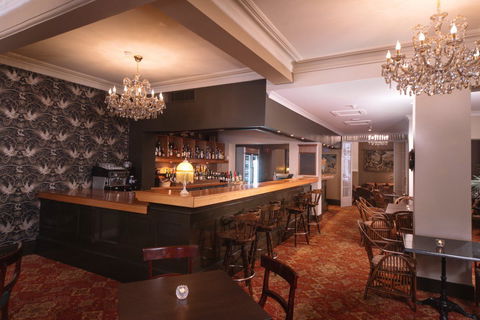 Hadley's Orient Hotel - Holiday Sunshine Coast 6