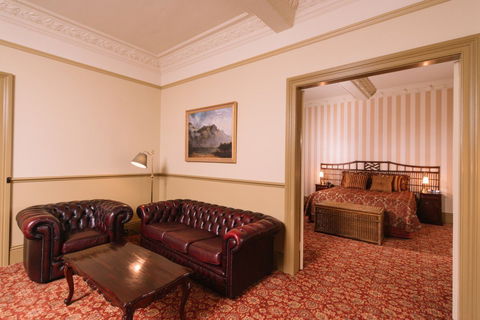Hadley's Orient Hotel - Holiday Sunshine Coast 7