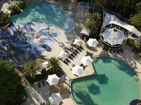 RACV Royal Pines Resort - Sunshine Coast Tourism 5