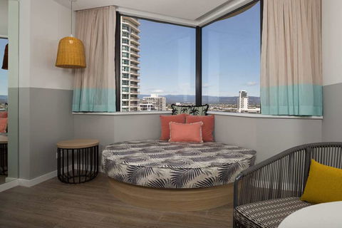 QT Gold Coast - Sunshine Coast Tourism 5