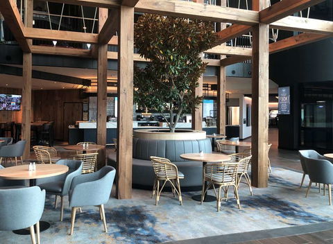 Wrest Point Hotel & Casino - Sunshine Coast Tourism 10