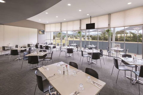Travelodge Hobart Airport - Sunshine Coast Tourism 15