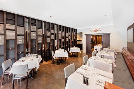 Gambaro Hotel - Holiday Sunshine Coast 12