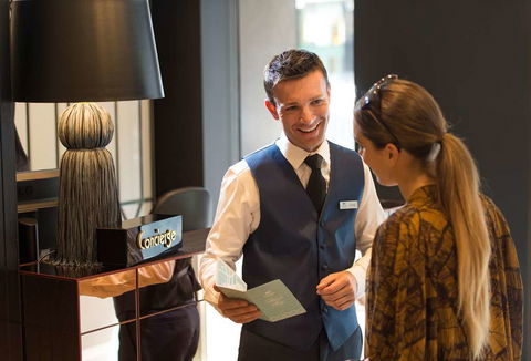 Mayfair Hotel - Sunshine Coast Tourism 1