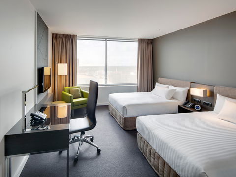 Pullman Adelaide - Sunshine Coast Tourism 4