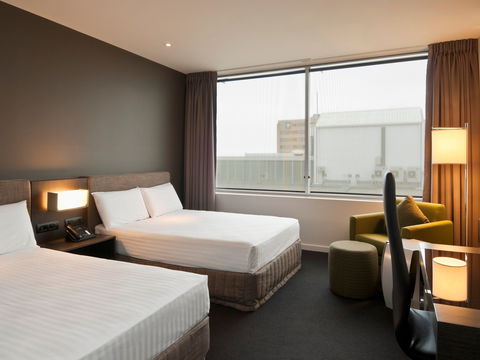 Pullman Adelaide - Sunshine Coast Tourism 5