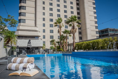 Hotel Grand Chancellor Adelaide - Sunshine Coast Tourism 14
