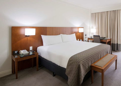 Majestic Roof Garden Hotel - Holiday Sunshine Coast 14