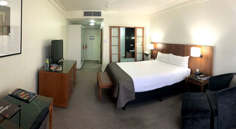 Majestic Roof Garden Hotel - Holiday Sunshine Coast 16