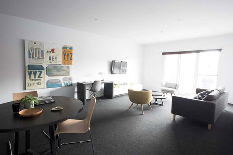 Tyrian Serviced Apartments - Sunshine Coast Tourism 2