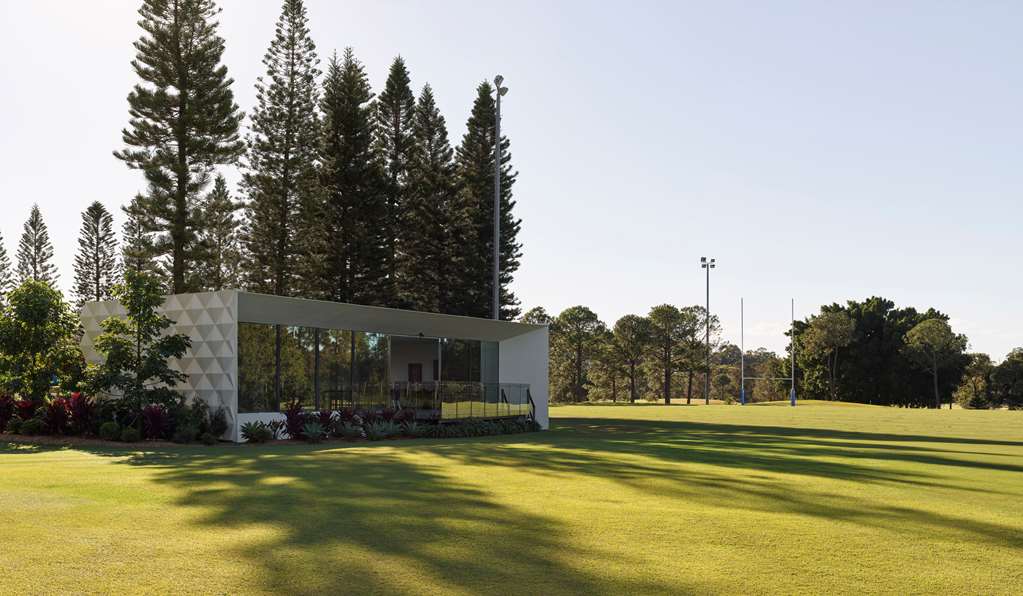 Ashmore QLD Holiday Sunshine Coast