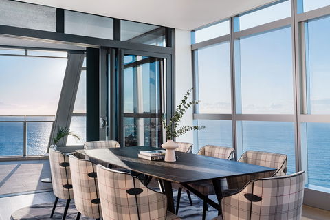 Langham, Gold Coast & Jewel Residences - Holiday Sunshine Coast 8