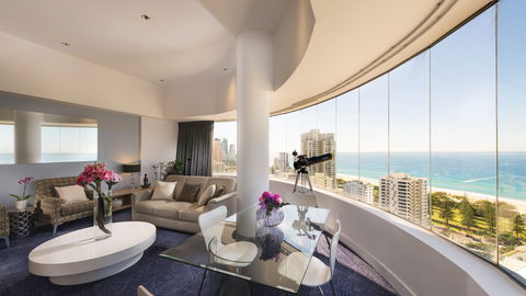 Sofitel Gold Coast - Holiday Sunshine Coast 13