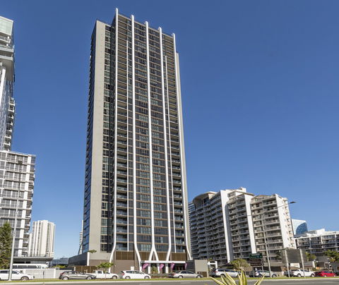 Avani Broadbeach Residences - Holiday Sunshine Coast 0